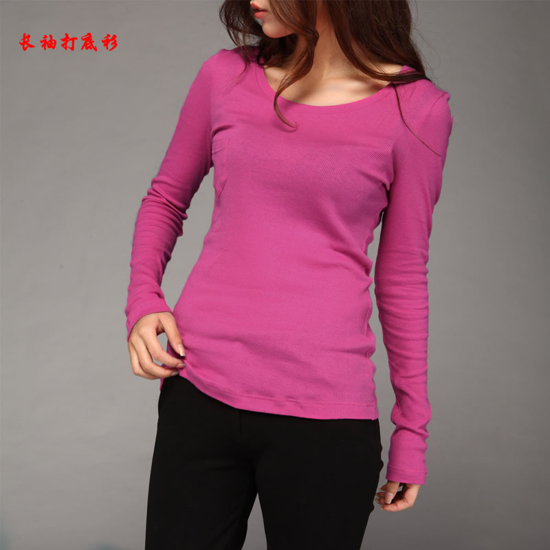 女士長(zhǎng)袖打底衫